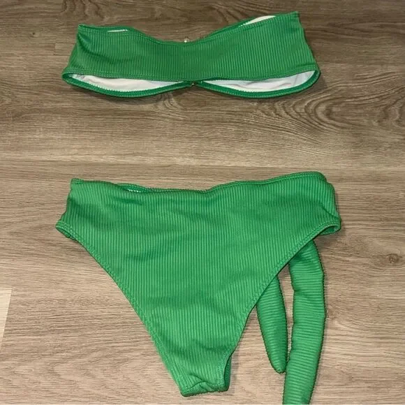 Kelly Green Bandeau Bikini Set with Pearl Accent - Picture 7 of 7